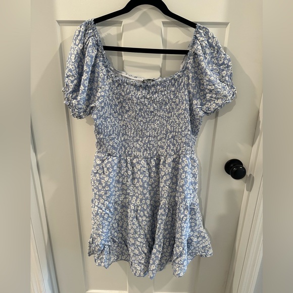 ARULA Dresses & Skirts - Arula Blue Floral Mini Dress - 1X